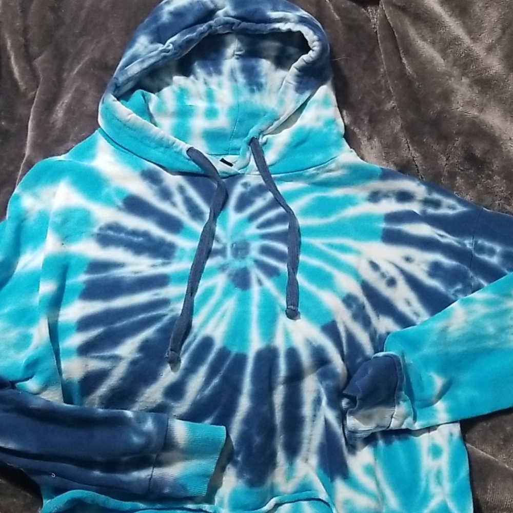Cropped hoodie